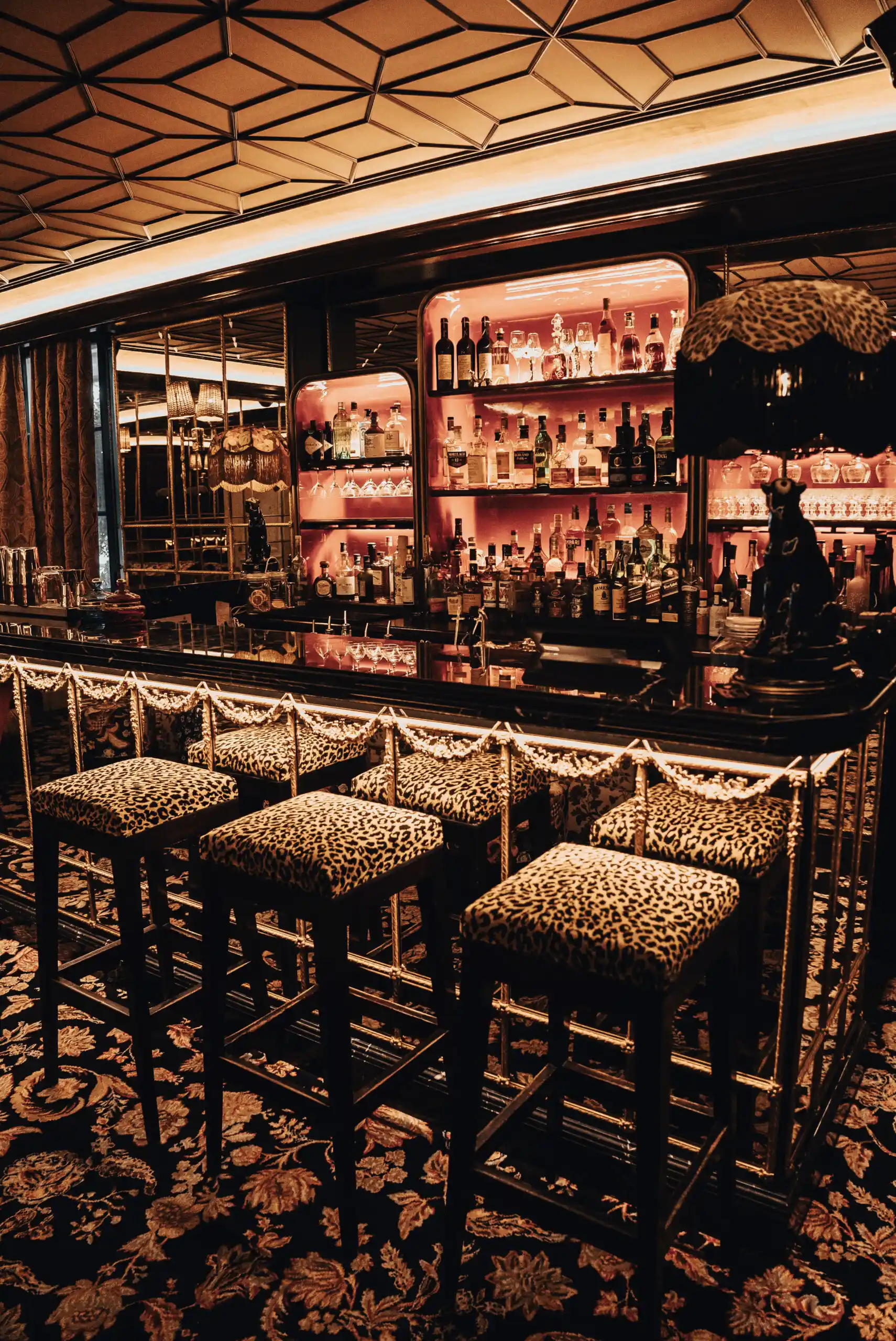 Tables-Laurent-231127-014-scaled-copie